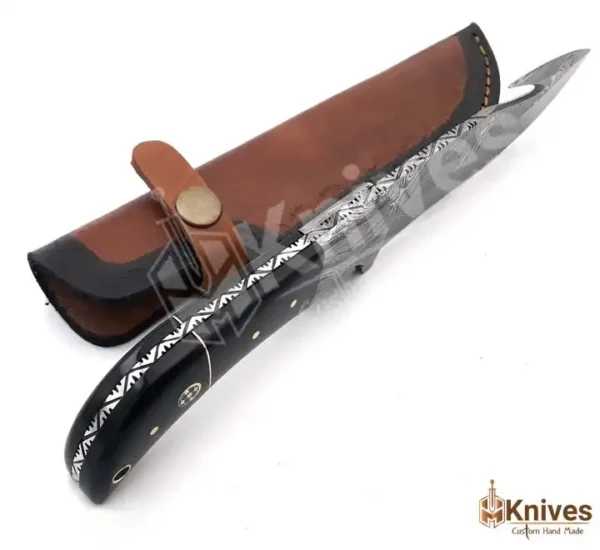 Sharp Gut Hook Damascus Steel Hand Made Fishing Skinner Knife with Bull Horn Handle by HMKnives (6)